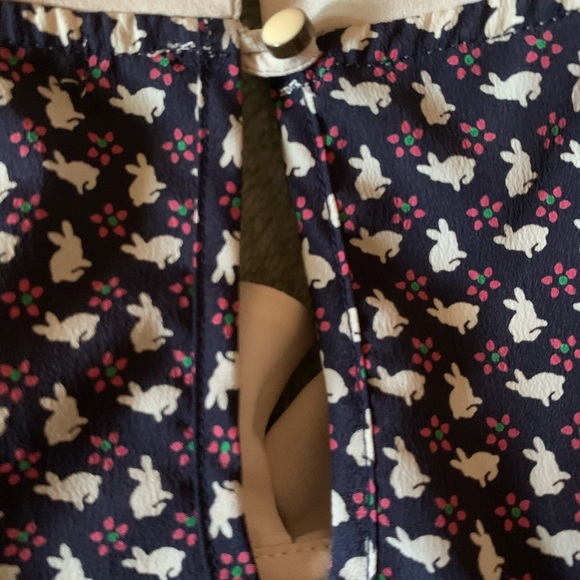 Bunny Print Peplum Peter Pan Collar Top - Picture 4 of 4